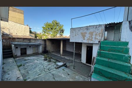 Casa à venda com 260m², 3 quartos e 3 vagasQuintal