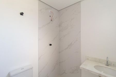 Casa de condomínio à venda com 94m², 2 quartos e 2 vagasBanheiro da suíte 1