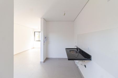Casa de condomínio à venda com 94m², 2 quartos e 2 vagasCozinha e área de serviço