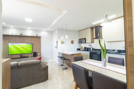 Sala/Cozinha de apartamento para alugar com 2 quartos, 69m² em Rebouças, Curitiba