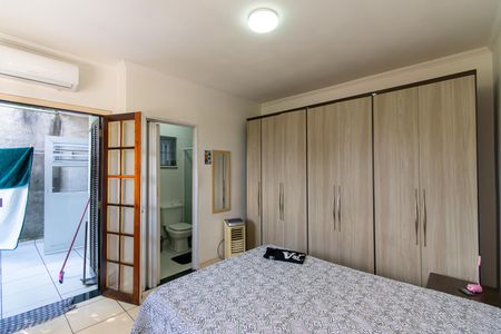 Casa à venda com 100m², 2 quartos e 2 vagasSuíte 2