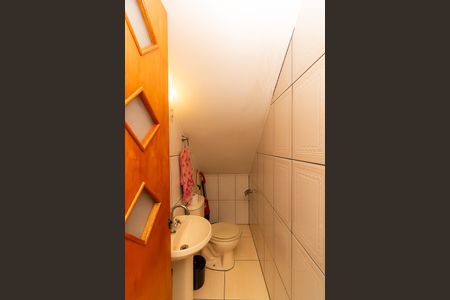 Casa à venda com 100m², 2 quartos e 2 vagasLavabo