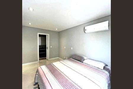 Quarto de apartamento para alugar com 2 quartos, 62m² em Saco dos Limões, Florianópolis