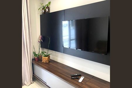 Sala de apartamento para alugar com 2 quartos, 62m² em Saco dos Limões, Florianópolis