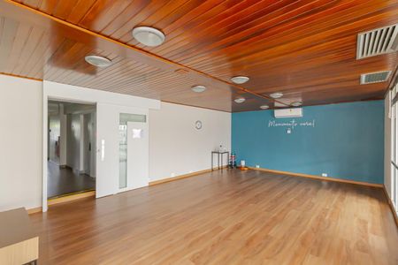 Apartamento para alugar com 45m², 1 quarto e 1 vaga Apartamento para alugar com 45m², 1 quarto e 1 vagaÁrea comum - Salão de festas