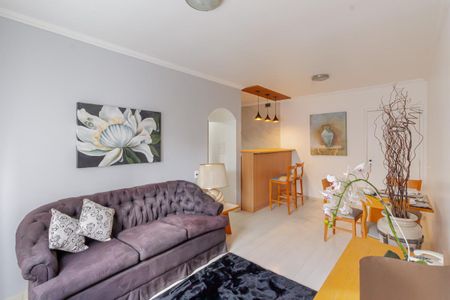 Sala de apartamento para alugar com 1 quarto, 45m² em Indianópolis, São Paulo