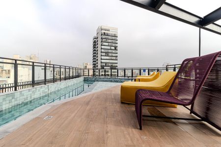 Studio à venda com 24m², 1 quarto e sem vagaPiscina