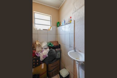 Casa à venda com 250m², 3 quartos e 3 vagas Casa à venda com 250m², 3 quartos e 3 vagasLavabo