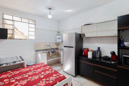 Casa à venda com 250m², 3 quartos e 3 vagas Casa à venda com 250m², 3 quartos e 3 vagasCozinha