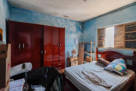 Casa à venda com 250m², 3 quartos e 3 vagas Casa à venda com 250m², 3 quartos e 3 vagasQuarto 3