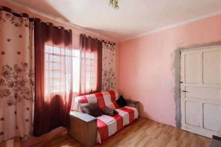 Casa à venda com 250m², 3 quartos e 3 vagas Casa à venda com 250m², 3 quartos e 3 vagasSala