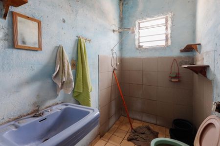 Casa à venda com 250m², 3 quartos e 3 vagas Casa à venda com 250m², 3 quartos e 3 vagasBanheiro 2