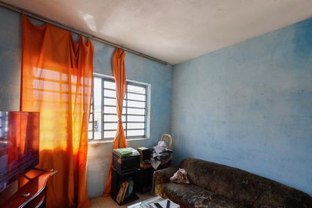 Casa à venda com 250m², 3 quartos e 3 vagas Casa à venda com 250m², 3 quartos e 3 vagasSala