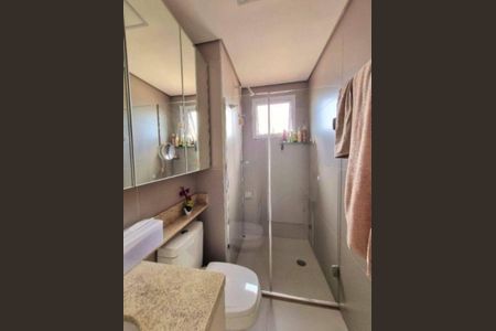 Apartamento à venda com 64m², 2 quartos e 1 vagaFoto 02