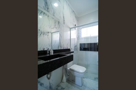 Casa de condomínio para alugar com 100m², 3 quartos e 2 vagasBanheiro