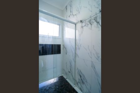 Casa de condomínio para alugar com 100m², 3 quartos e 2 vagasBanheiro