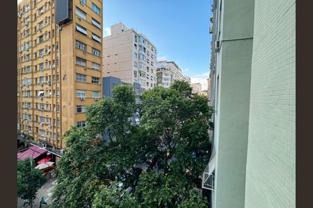 Quarto - vista de apartamento para alugar com 2 quartos, 60m² em Copacabana, Rio de Janeiro