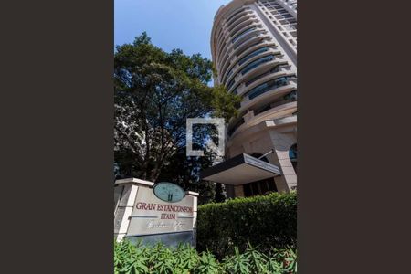 Apartamento à venda com 51m², 2 quartos e 1 vagaFachada