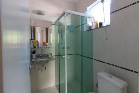 Casa à venda com 246m², 3 quartos e 4 vagasBanheiro 1