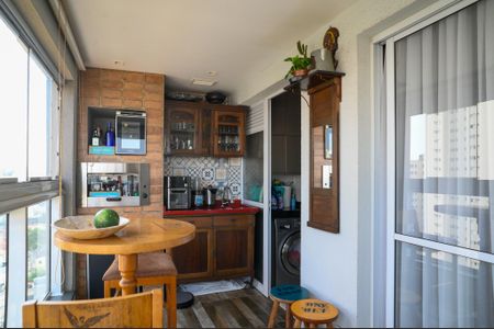 Apartamento para alugar com 68m², 2 quartos e 1 vaga Apartamento para alugar com 68m², 2 quartos e 1 vagaVaranda