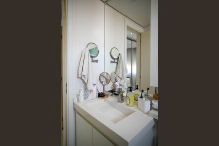 Apartamento para alugar com 68m², 2 quartos e 1 vaga Apartamento para alugar com 68m², 2 quartos e 1 vagaBanheiro Quarto 1 - Suite