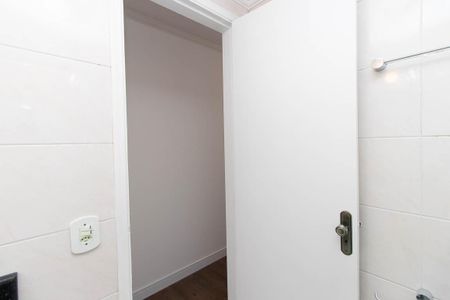 Apartamento à venda com 63m², 2 quartos e 2 vagasBanheiro da Suíte