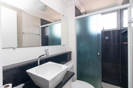 Banheiro Social de apartamento para alugar com 2 quartos, 65m² em Vila Leonor, São Paulo
