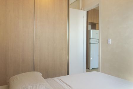 Quarto 1 de apartamento à venda com 2 quartos, 45m² em Santo Cristo, Rio de Janeiro