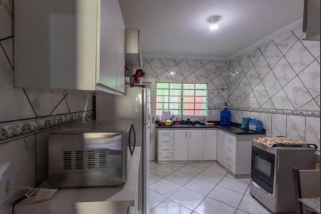 Casa à venda com 138m², 2 quartos e 2 vagasCozinha