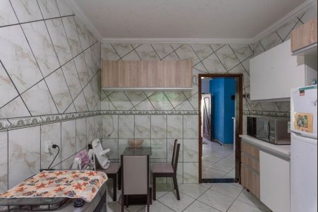 Casa à venda com 138m², 2 quartos e 2 vagasCozinha