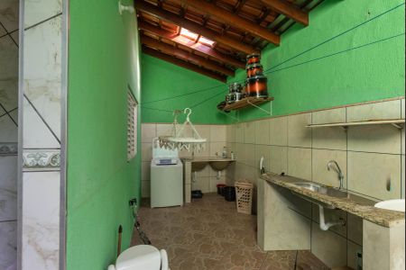 Casa à venda com 138m², 2 quartos e 2 vagasÁrea de Serviço