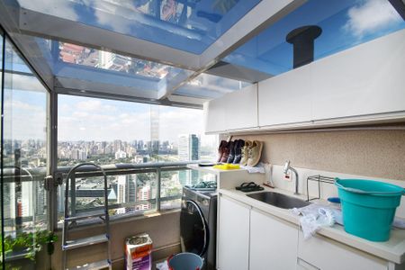 Apartamento à venda com 198m², 3 quartos e 2 vagaslavanderia
