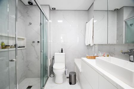 Apartamento à venda com 198m², 3 quartos e 2 vagasbanheiro quarto 2