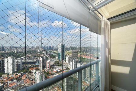 Apartamento à venda com 198m², 3 quartos e 2 vagasquarto 2