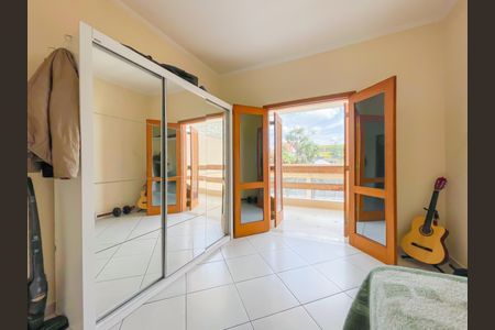 Casa à venda com 135m², 5 quartos e 10 vagasSuíte 3