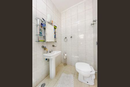 Casa à venda com 135m², 5 quartos e 10 vagasBanheiro da Suíte 3