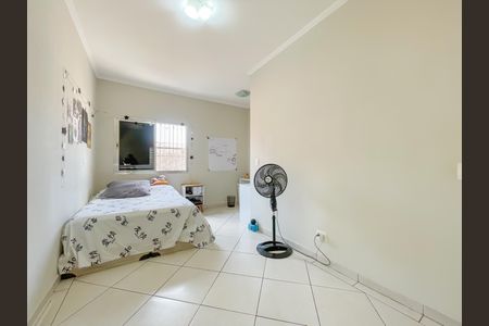 Casa à venda com 135m², 5 quartos e 10 vagasQuarto 5