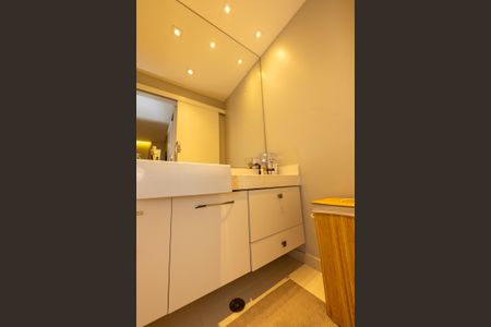 Apartamento à venda com 63m², 2 quartos e 1 vagaBanheiro da Suite