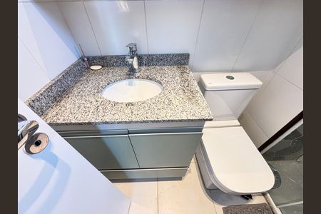 Apartamento para alugar com 27m², 1 quarto e sem vaga Apartamento para alugar com 27m², 1 quarto e sem vagaBanheiro da Suíte