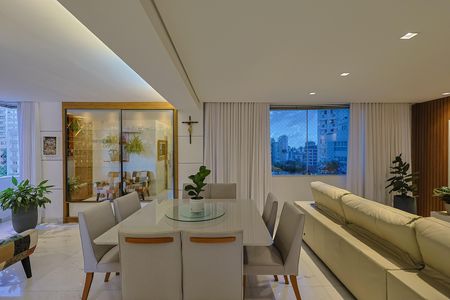 Apartamento à venda com 3 quartos, 133m² em Cruzeiro, Belo Horizonte