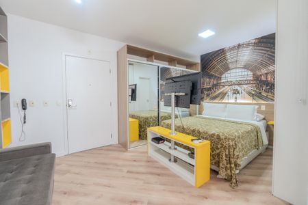 Studio à venda com 29m², 1 quarto e 1 vaga Studio à venda com 29m², 1 quarto e 1 vagaStudio