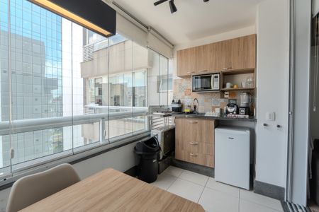 Studio à venda com 29m², 1 quarto e 1 vaga Studio à venda com 29m², 1 quarto e 1 vagaBanheiro
