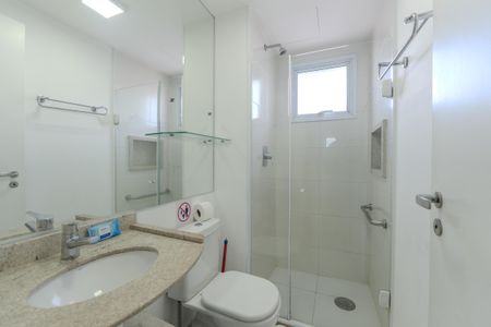 Studio à venda com 29m², 1 quarto e 1 vaga Studio à venda com 29m², 1 quarto e 1 vagaBanheiro