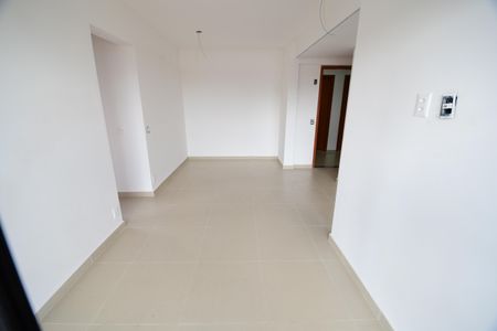 Sala de apartamento à venda com 2 quartos, 63m² em Jardim Chapadão, Campinas