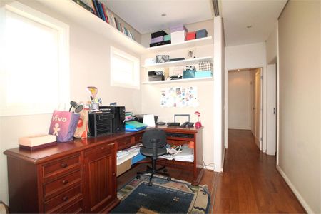 Casa à venda com 3 quartos, 250m² em Morumbi, São Paulo