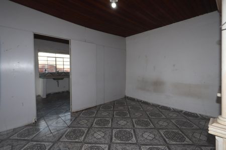 Quarto e Sala de casa para alugar com 1 quarto, 28m² em Jardim Vila Formosa, São Paulo