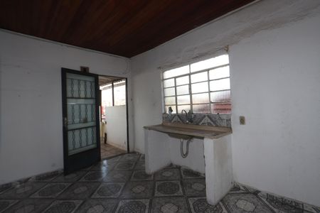 Cozinha de casa para alugar com 1 quarto, 28m² em Jardim Vila Formosa, São Paulo