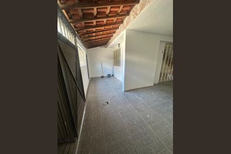 Casa para alugar com 2 quartos, 150m² em Bangu, Rio de Janeiro