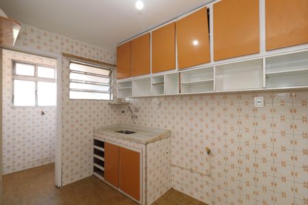 Apartamento à venda com 64m², 2 quartos e 1 vagaCozinha