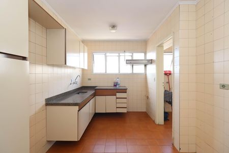 Apartamento para alugar com 100m², 3 quartos e 2 vagas Apartamento para alugar com 100m², 3 quartos e 2 vagasCozinha